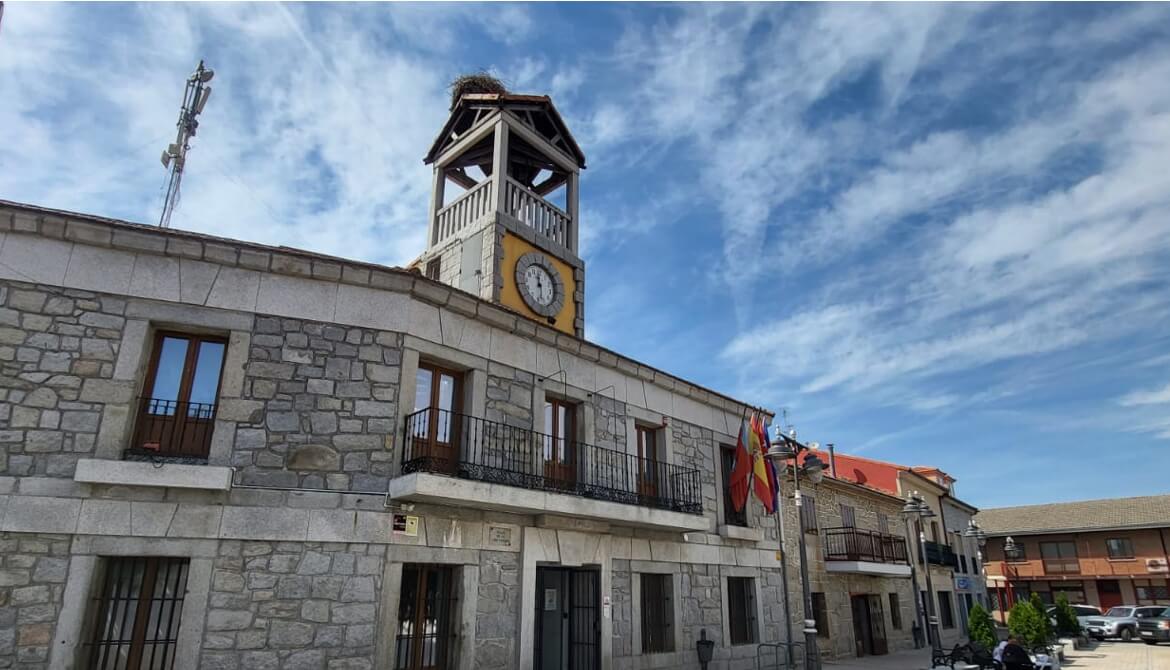 El Ayuntamiento de Moralzarzal, sin secretario, interventor y tesorero