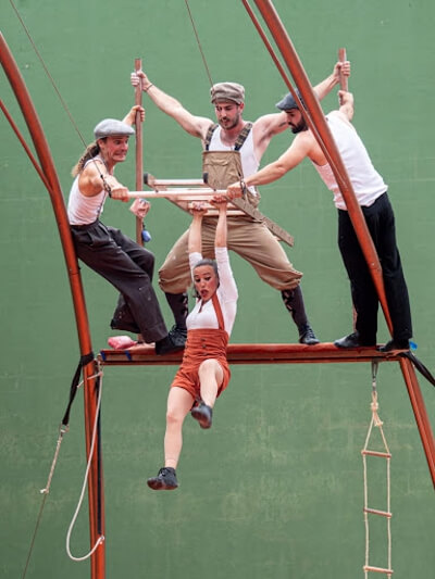 F-Estival en la Plaza, Cirqueando y el espectáculo Volando Voy, el 25 de julio en la Plaza de Toros de Moralzarzal 2024