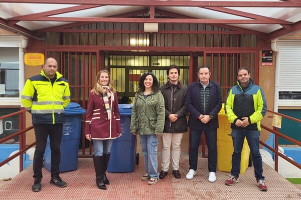 Las concejalías de Medio Ambiente y Educación de Moralzarzal lanzan el programa Reciclaula. El Raso