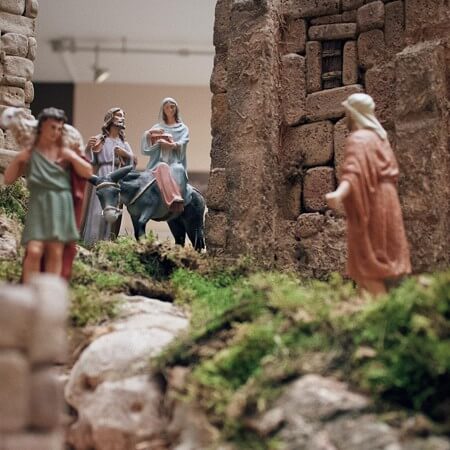 Esta Navidad visita el gran Belén del Centro Cultural de Moralzarzal. Huida